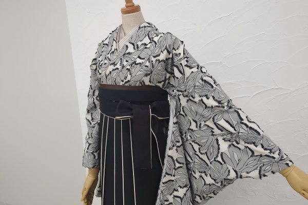 【アウトレット】卒業袴アコーディオン 黒白