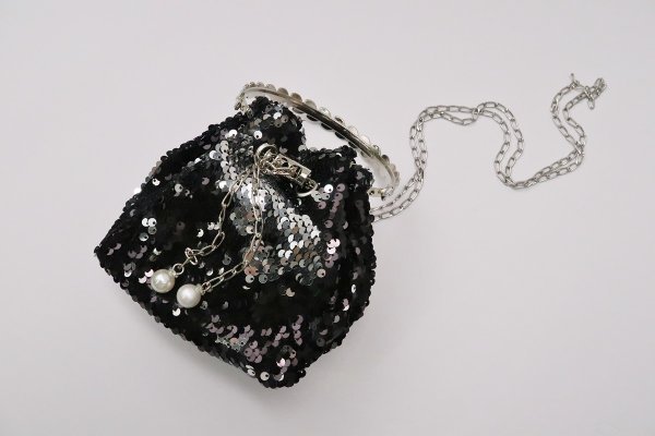 【アウトレット】きんちゃくスパンコール ブラック