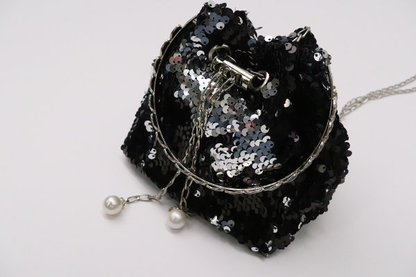 【アウトレット】きんちゃくスパンコール ブラック - 画像 (2)