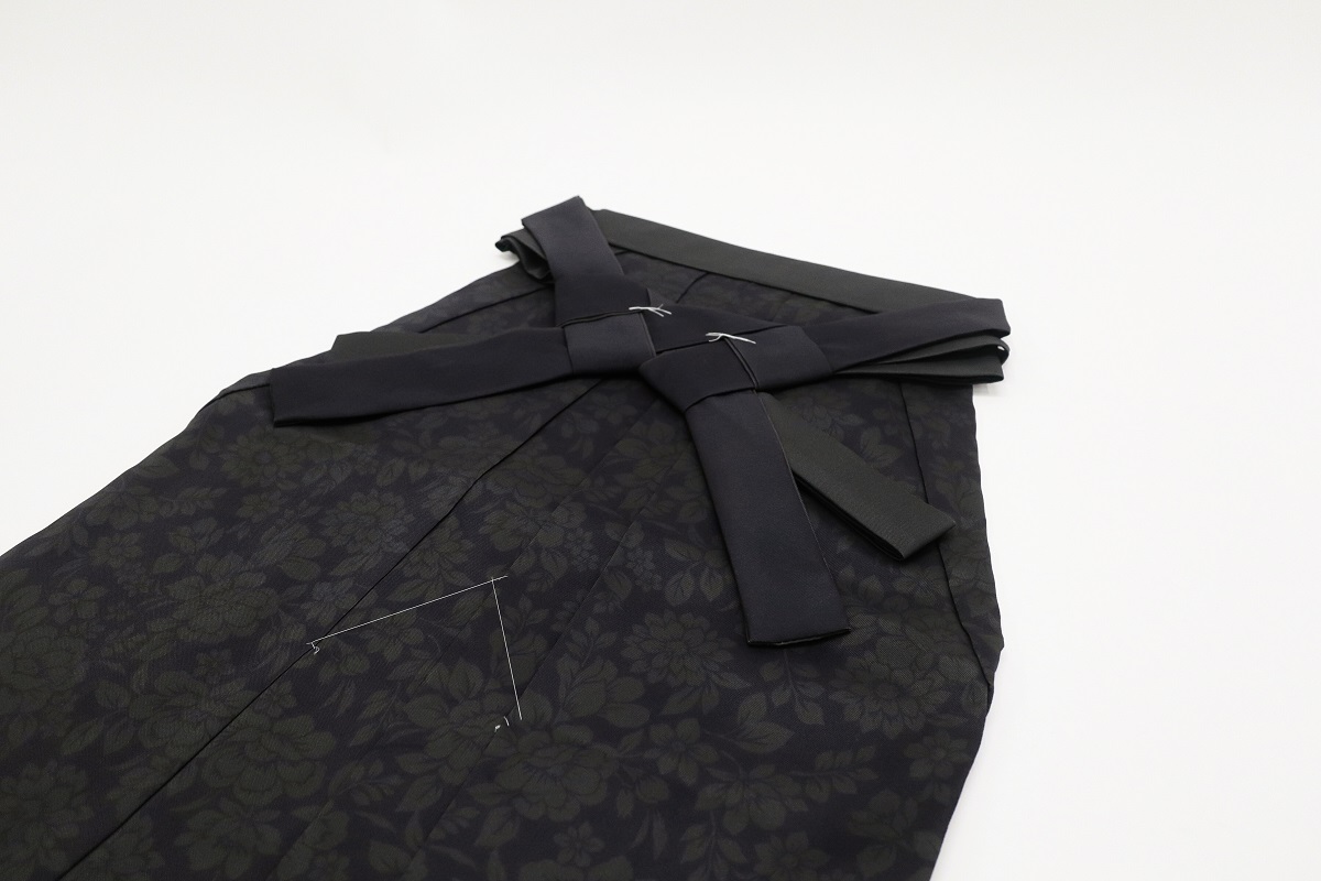 卒業袴 花柄 RMO2507-J ブラック - 画像 (2)