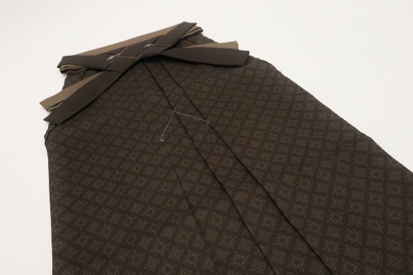 卒業袴 菱ダマスク RMO2507-M ブロンズ - 画像 (3)