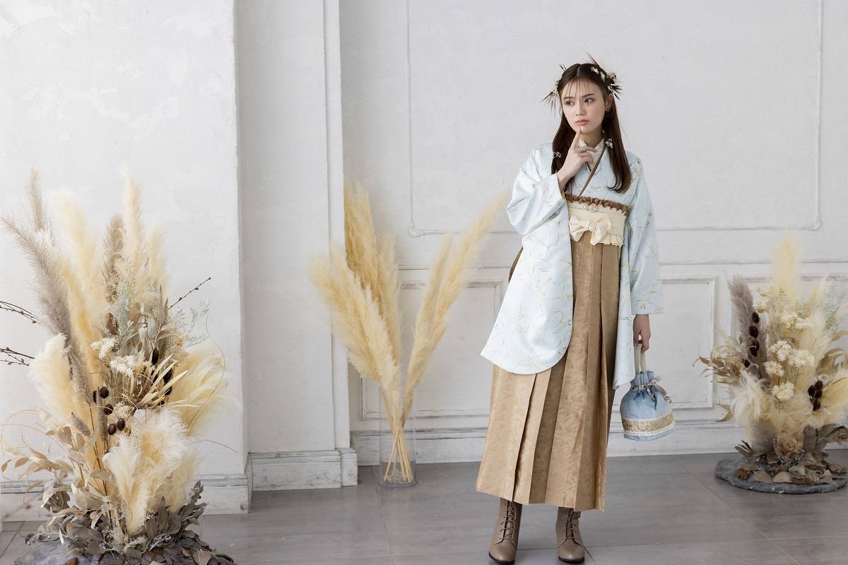 ﾗﾌｨﾈﾓｶ二尺袖/卒業袴　ラフィネモカ ラインフラワーRM-140/RH-77【ｱｲｽﾌﾞﾙｰ/ﾍﾞｰｼﾞｭ】 - 画像 (5)