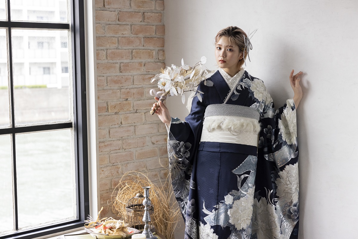 正絹振袖ラフィネモカ RF-32 -ロンドン・トワイライト- - 画像 (4)