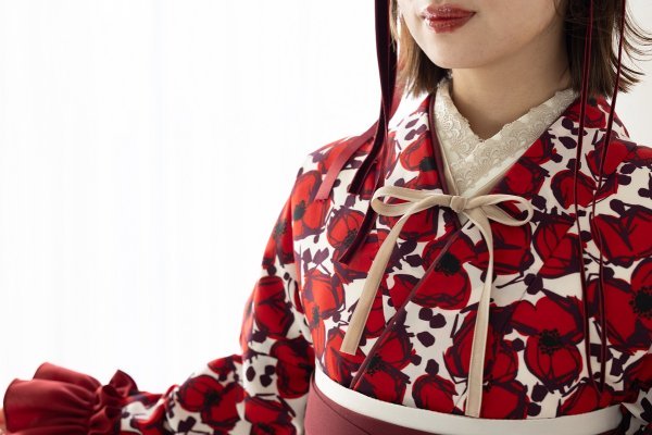 ﾗﾌｨﾈﾓｶ二尺袖/卒業袴　フリル・フローラRM-166/RH-99【ﾎﾜｲﾄﾚｯﾄﾞ/ﾎﾞﾙﾄﾞｰ】 - 画像 (7)