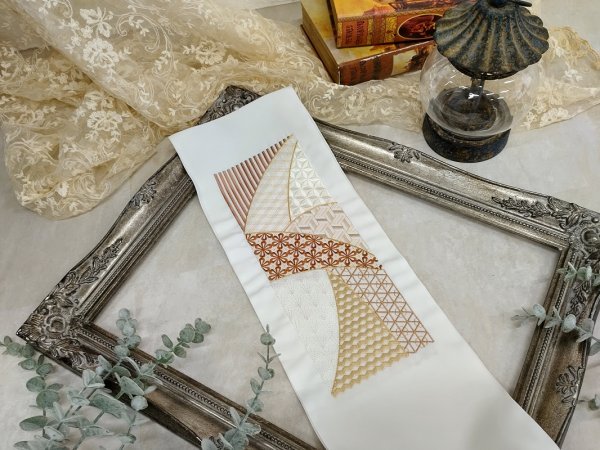 ししゅう半衿【ポリ合繊】シルエリー2023幾何学b