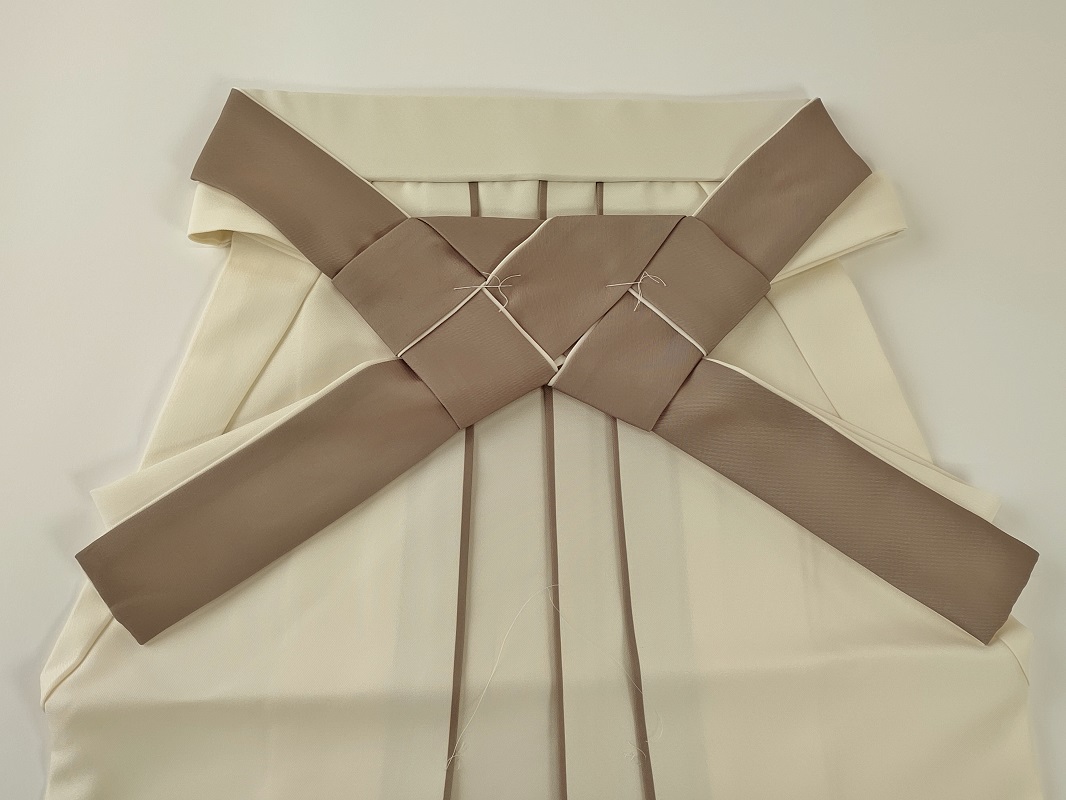 卒業袴　アコーディオンRMO2310-b/ベージュ - 画像 (5)