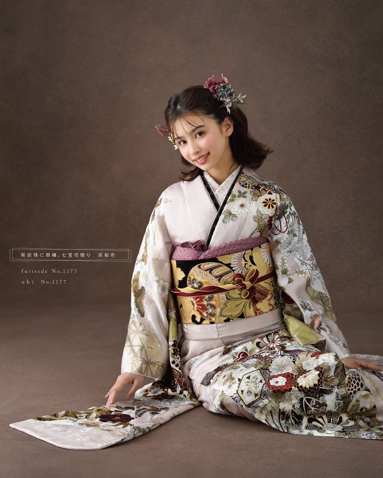 2026正絹振袖　ひいな　№1177　-灰桜色- - 画像 (3)