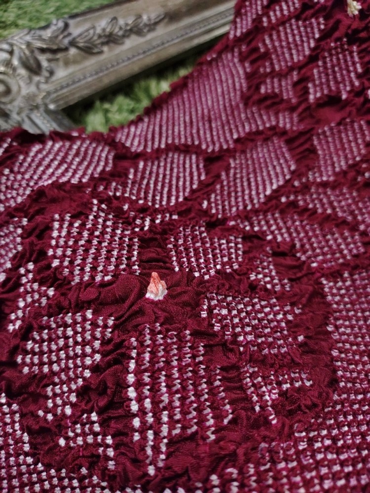 絞り帯揚 2022ラフィネ別注カラー 柄総絞り 正絹【残数限り】 ダークレッド - 画像 (4)
