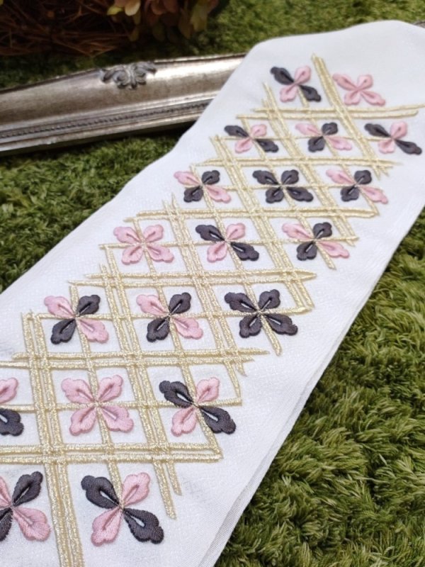 ボリュームししゅう半衿【合繊】puffy RT-2211-b-白 - 画像 (3)