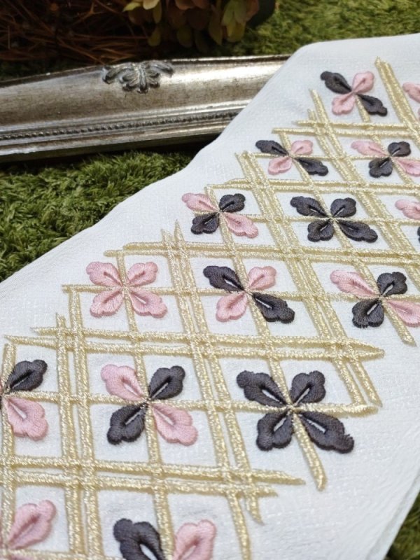 ボリュームししゅう半衿【合繊】puffy RT-2211-b-白 - 画像 (4)