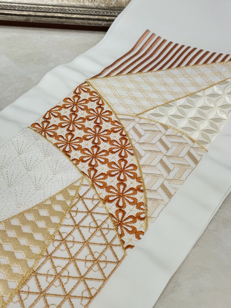 ししゅう半衿【ポリ合繊】シルエリー2023幾何学b - 画像 (4)