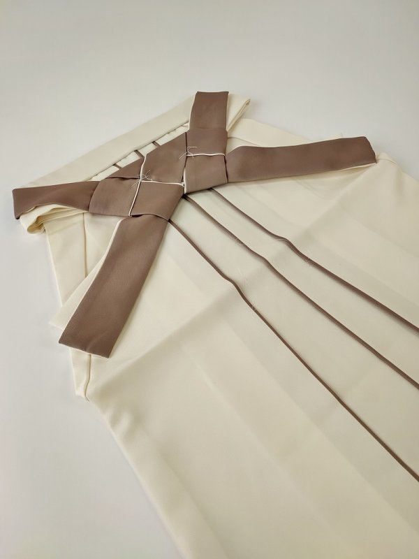 卒業袴　アコーディオンRMO2310-b/ベージュ - 画像 (4)