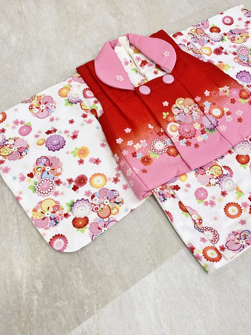 【現品】女児1歳ベビー被布アンサンブル(二部式)RMH2307-j4 赤白ピンク - 画像 (3)