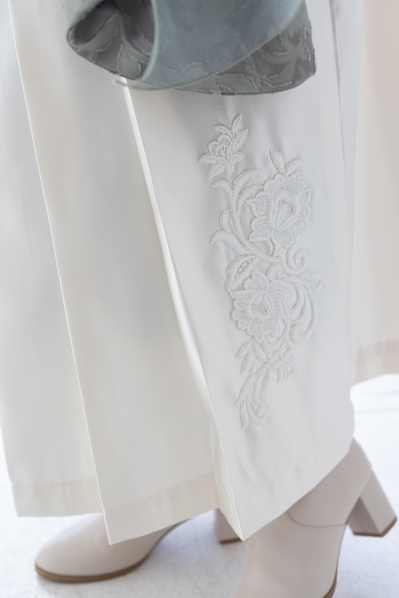 ラフィネモカ二尺袖/卒業袴 ロココ・シフォンRM-172/RH-100【オリーブ/アイボリー】 - 画像 (5)