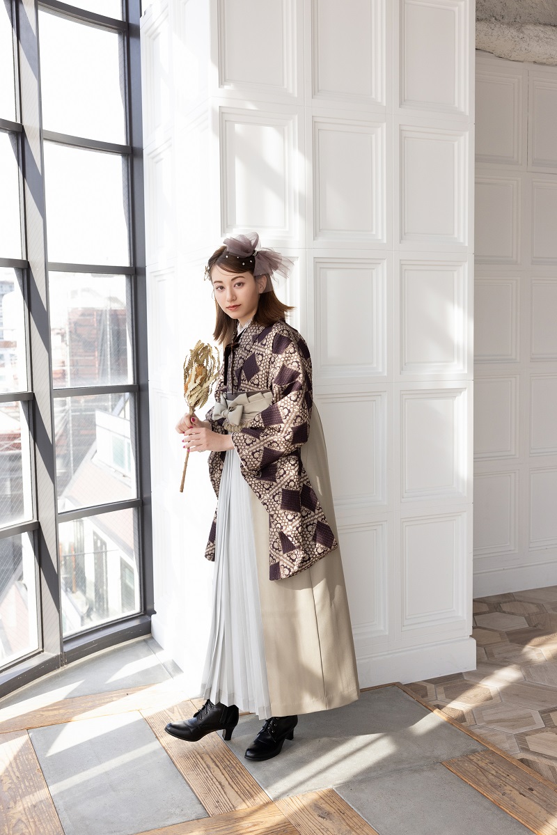 ﾗﾌｨﾈﾓｶ二尺袖/卒業袴　ラティスチョコレートRM-170/RH-94【ﾀﾞｰｸﾌﾞﾗｳﾝ/ｵﾘｰﾌﾞ】 - 画像 (4)