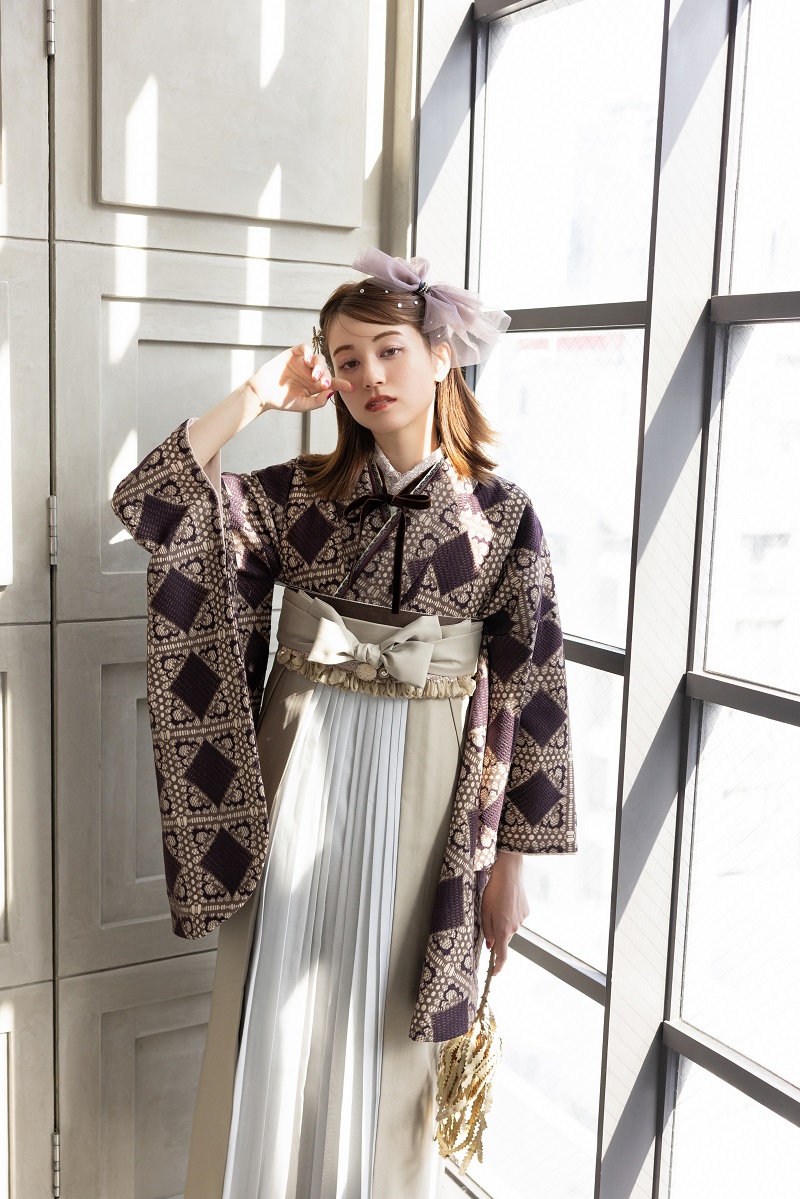 ﾗﾌｨﾈﾓｶ二尺袖/卒業袴　ラティスチョコレートRM-170/RH-94【ﾀﾞｰｸﾌﾞﾗｳﾝ/ｵﾘｰﾌﾞ】 - 画像 (2)