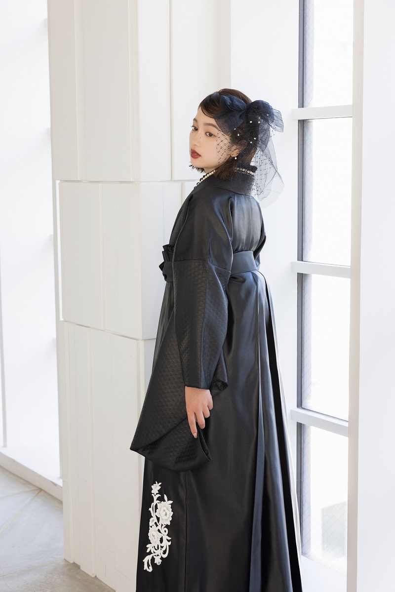 ラフィネモカ二尺袖/卒業袴 レザリーダイヤRM-177/RH-101【ブラック/ブラック】 - 画像 (4)