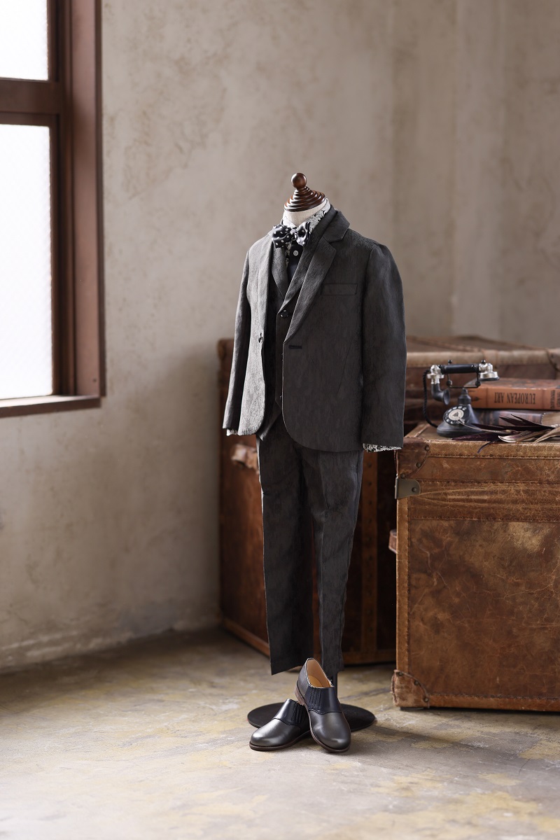 【現品100㎝・120㎝・130㎝・140㎝】キッズタキシード RT-036 ブラック