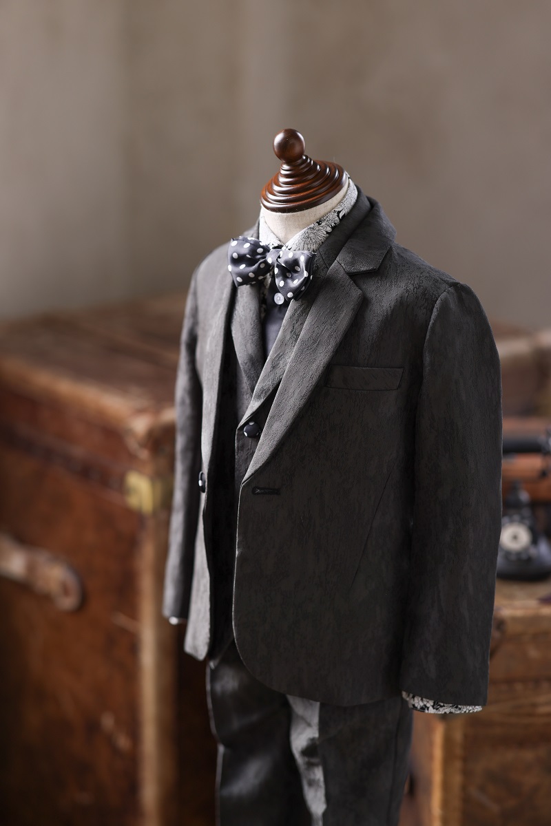 【現品100㎝・120㎝・130㎝・140㎝】キッズタキシード RT-036 ブラック - 画像 (4)