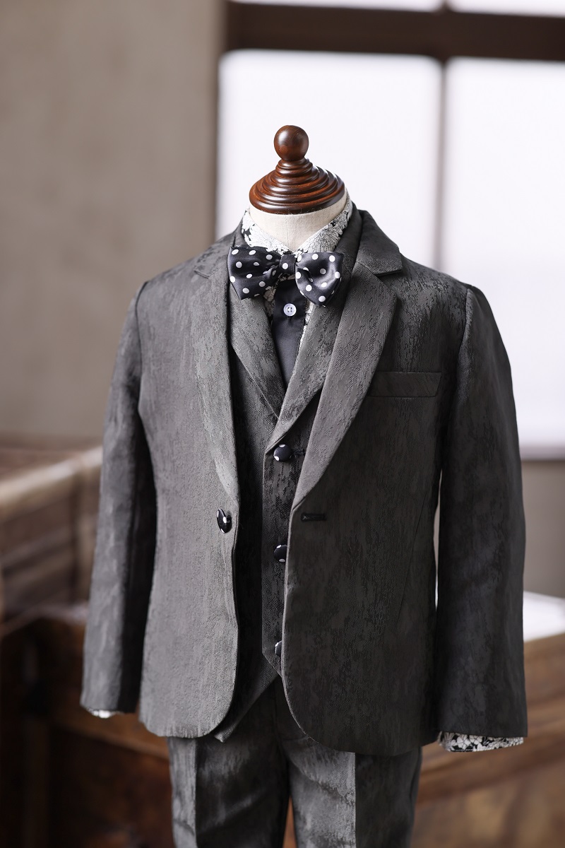 【現品100㎝・120㎝・130㎝・140㎝】キッズタキシード RT-036 ブラック - 画像 (3)