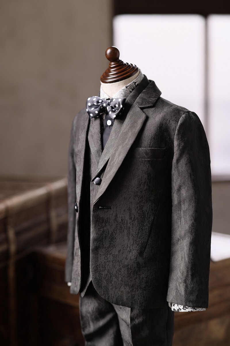 【現品100㎝・120㎝・130㎝・140㎝】キッズタキシード RT-036 ブラック - 画像 (5)