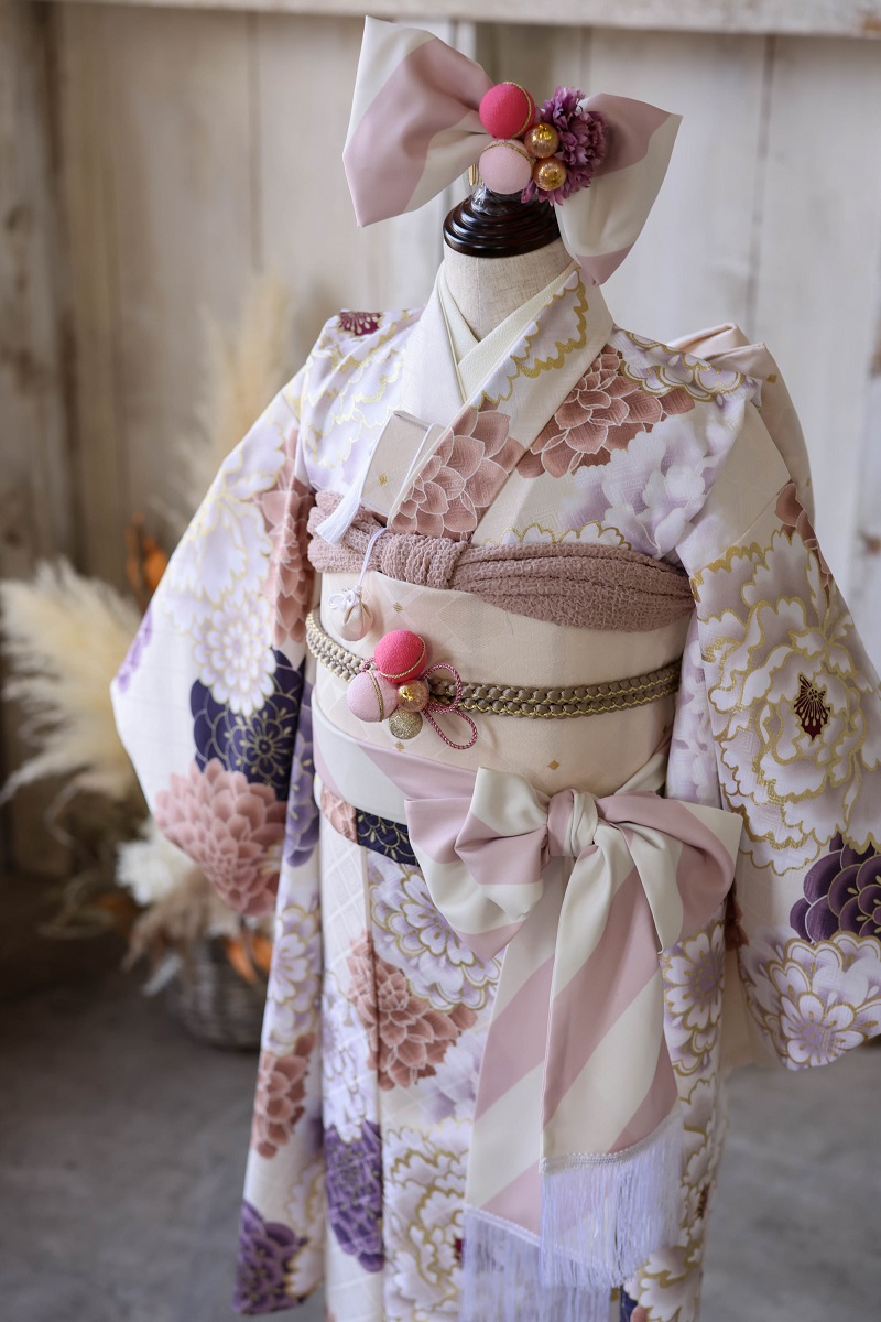 【現品】ネオ・トラッドファミリー 7歳きもの RC700-A 　【ﾊﾞﾆﾗﾎﾜｲﾄ】 - 画像 (4)