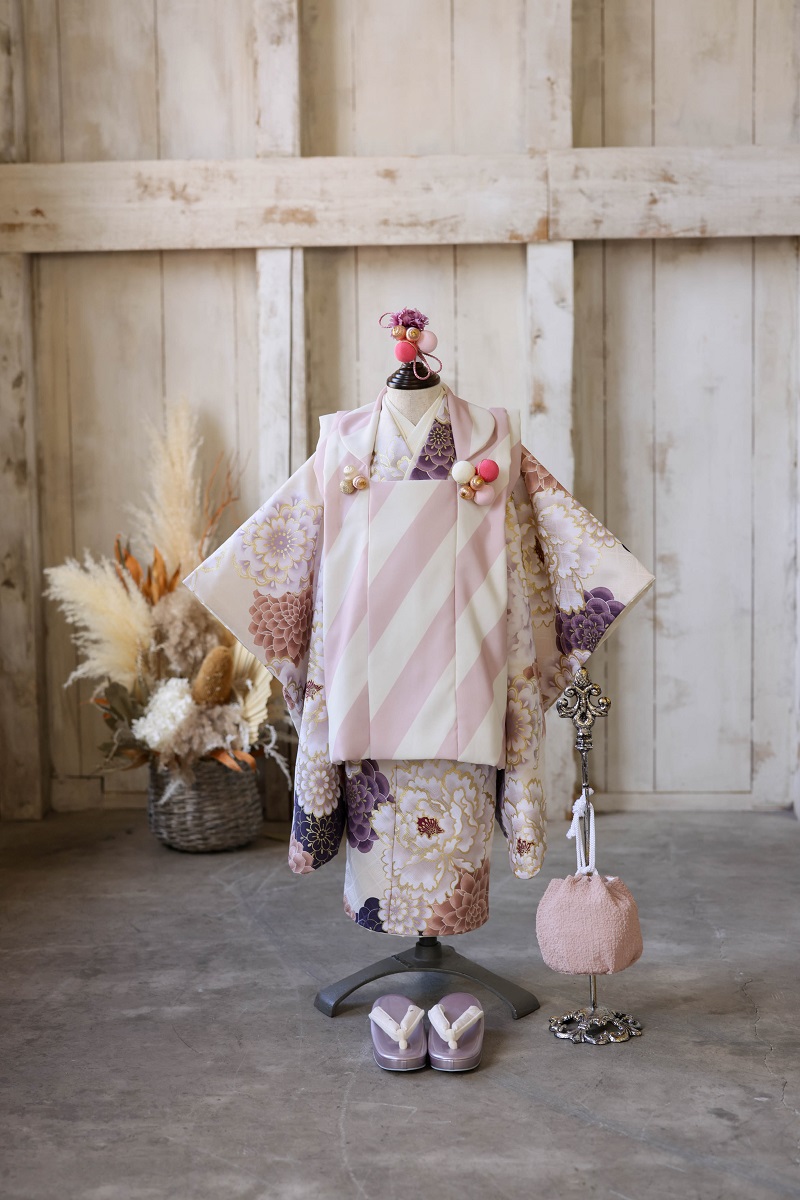 【トルソー現品】ネオ・トラッドファミリー 3歳被布ｾｯﾄ RC702-A　【ﾊﾞﾆﾗﾎﾜｲﾄ】