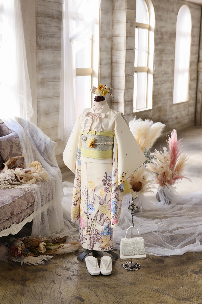 【現品】アンティークガーデン7歳きもの RC720-A　【ｸﾘｰﾑ】