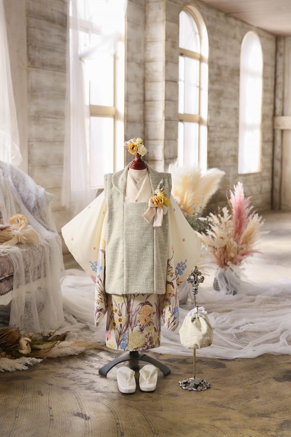 【現品】アンティークガーデン 3歳被布セット RC722-A 【クリーム】