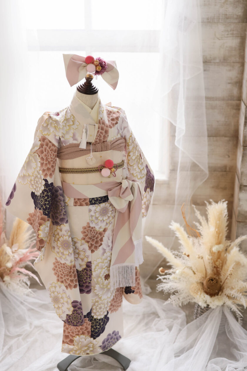 【現品】ネオ・トラッドファミリー 7歳きもの RC700-A 　【ﾊﾞﾆﾗﾎﾜｲﾄ】 - 画像 (16)