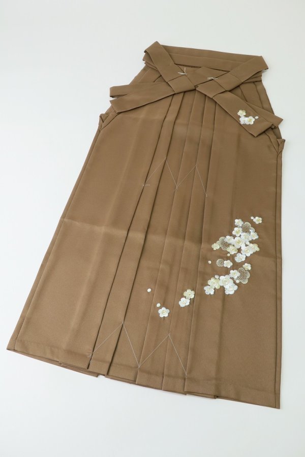 卒業袴 桜刺繍 RMO2401-a3 ブラウン