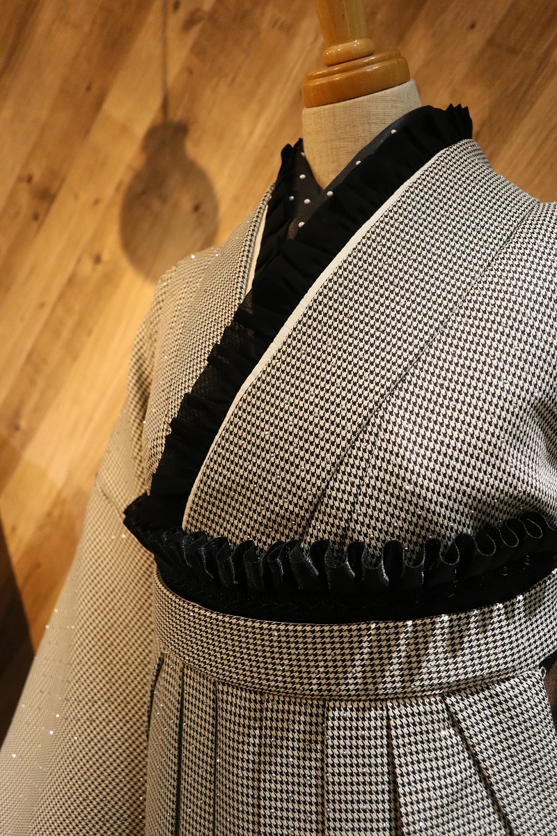 二尺袖/卒業袴 ラインストン×千鳥 グレー セットアップ - 画像 (9)