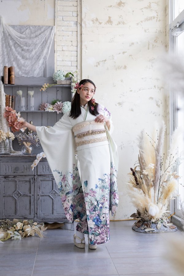 合繊振袖ラフィネモカ GF-67 -フラワーガーデン-【オフ白】