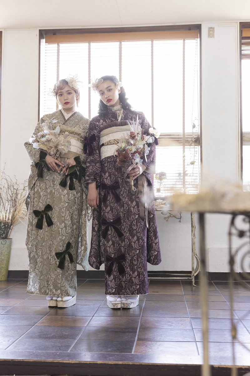 合繊振袖ラフィネモカ GF-64 -レース&リボン-【ヴァーガンディ】 - 画像 (8)