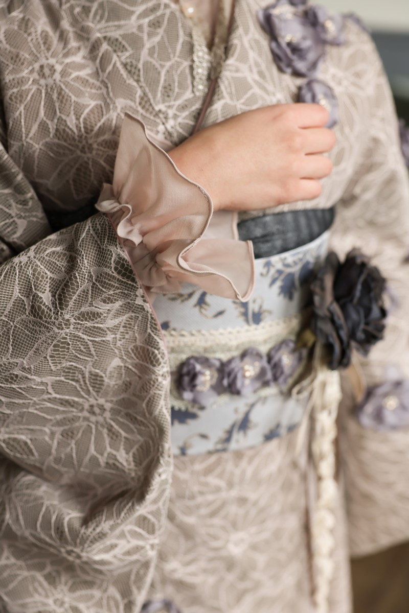 【ｱｳﾄﾚｯﾄ】合繊振袖ラフィネモカ GF-55 -フィオラ・ドール- - 画像 (7)