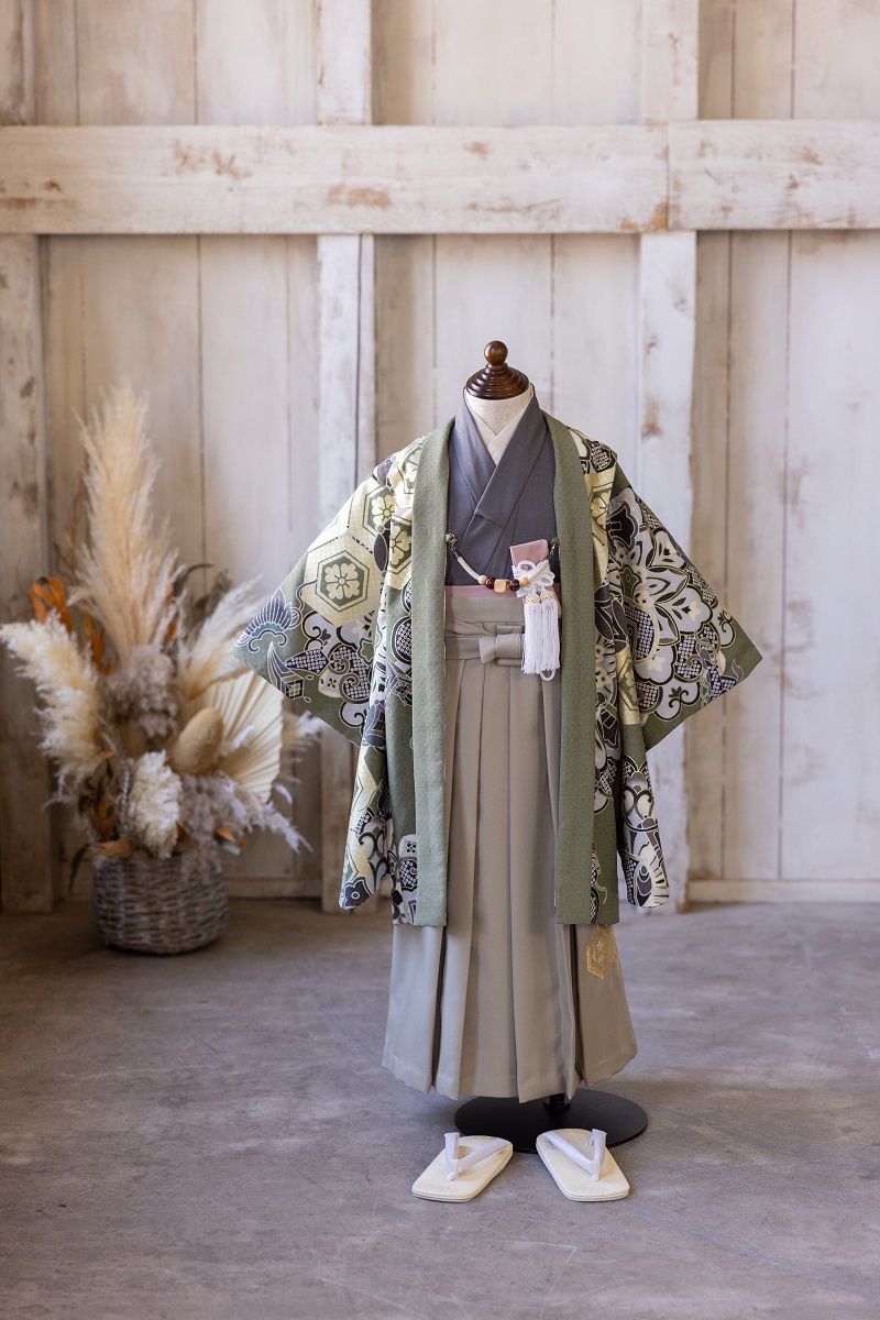 【現品】トラッド・ボーイズ 男児セット2024 5歳 -金彩-【B:グリーン】 - 画像 (2)