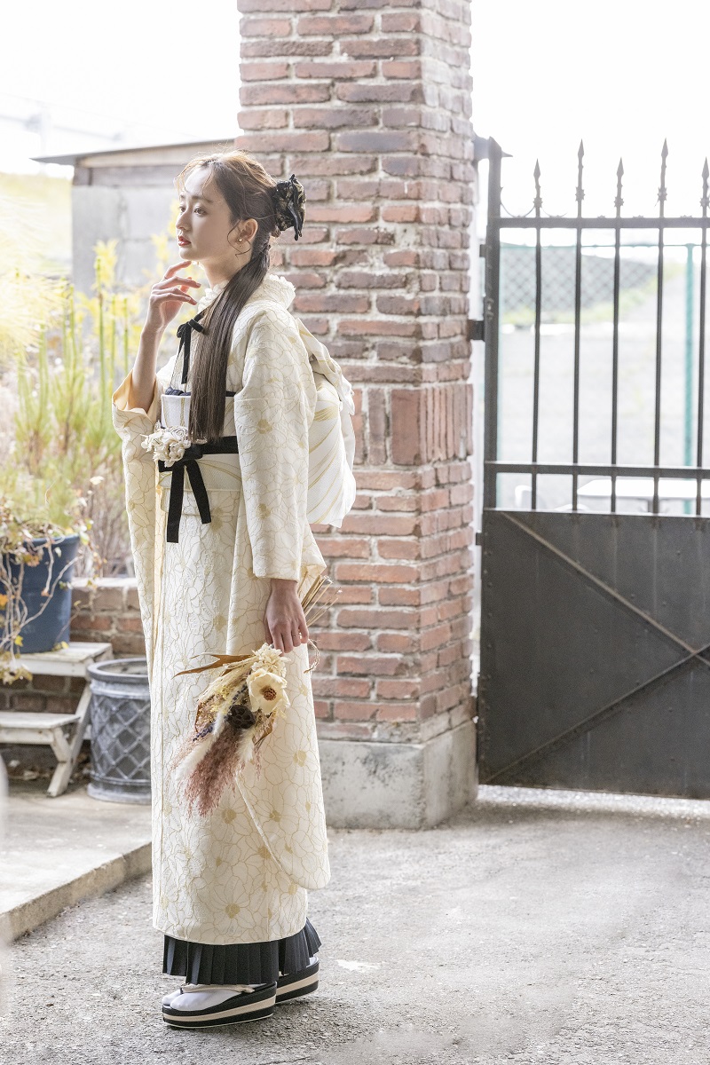 【ｱｳﾄﾚｯﾄ】合繊振袖ラフィネモカ GF-53 - ドルチェ-【ﾊﾆｰﾍﾞｰｼﾞｭ 】 - 画像 (4)