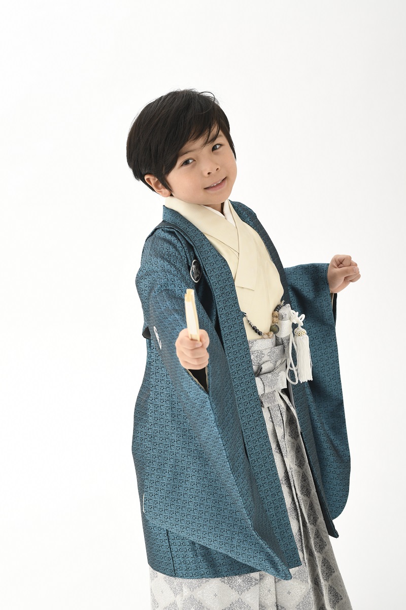 花わらべ男児セット3歳 /5歳　小紋【ｴﾒﾗﾙﾄﾞｸﾞﾘｰﾝ×ﾍﾞｰｼﾞｭ】 - 画像 (2)