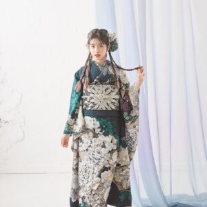 2025正絹振袖　假屋崎省吾振袖の世界№.847　エメグリーン