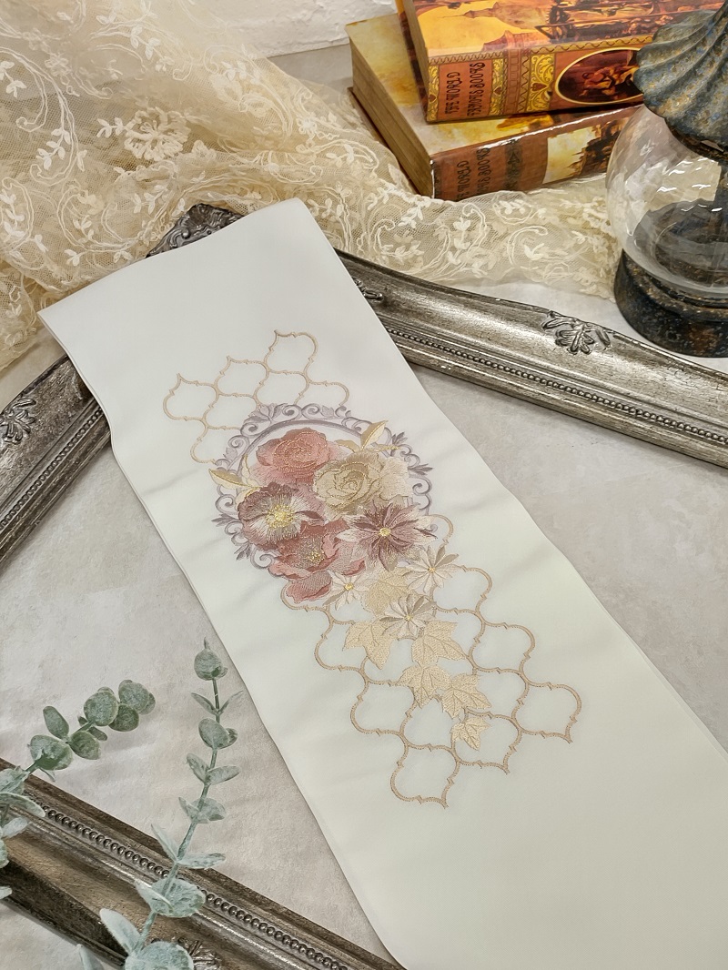 【ｱｳﾄﾚｯﾄ】ししゅう半衿【ﾎﾟﾘ合繊】シルエリー2023窓枠に花a - 画像 (3)