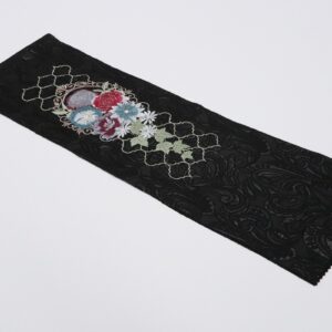 ししゅう半衿【ポリ合繊】ジャガード風-窓枠に華- 黒