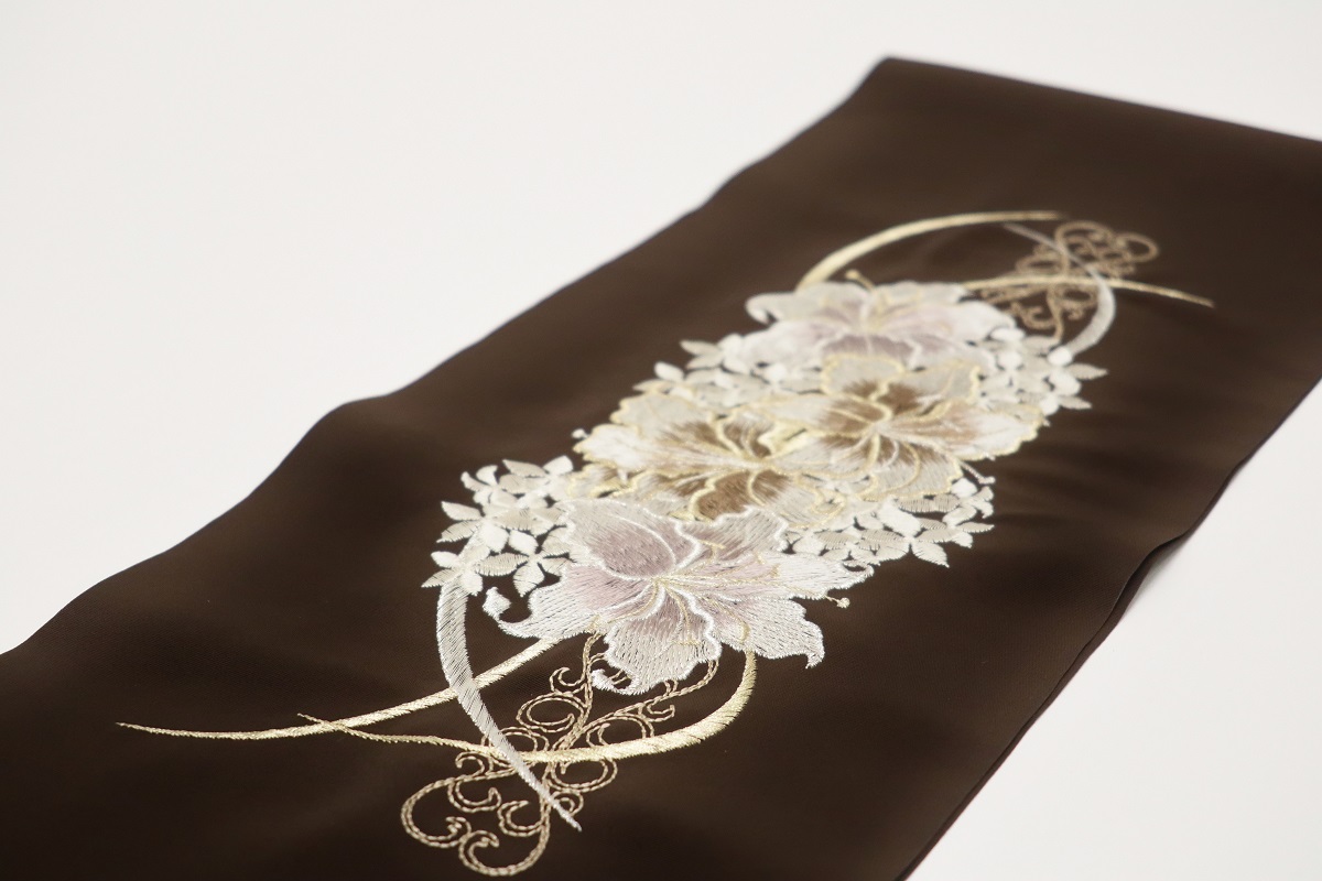 シルエリーししゅう半衿2508百合×ブーケ　-2色展開- - 画像 (11)