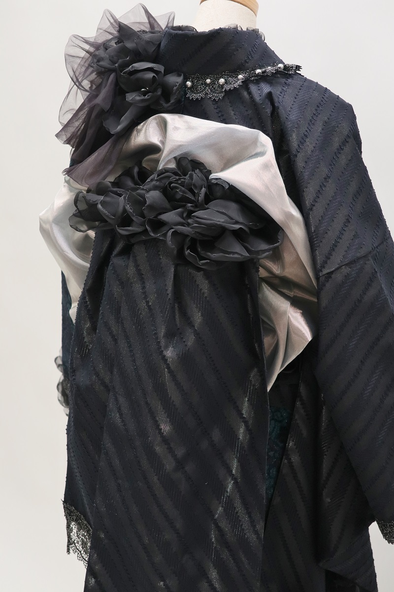 デザイン振袖 「リューサ・ローズ」DK-004B ネイビーグリーン - 画像 (11)