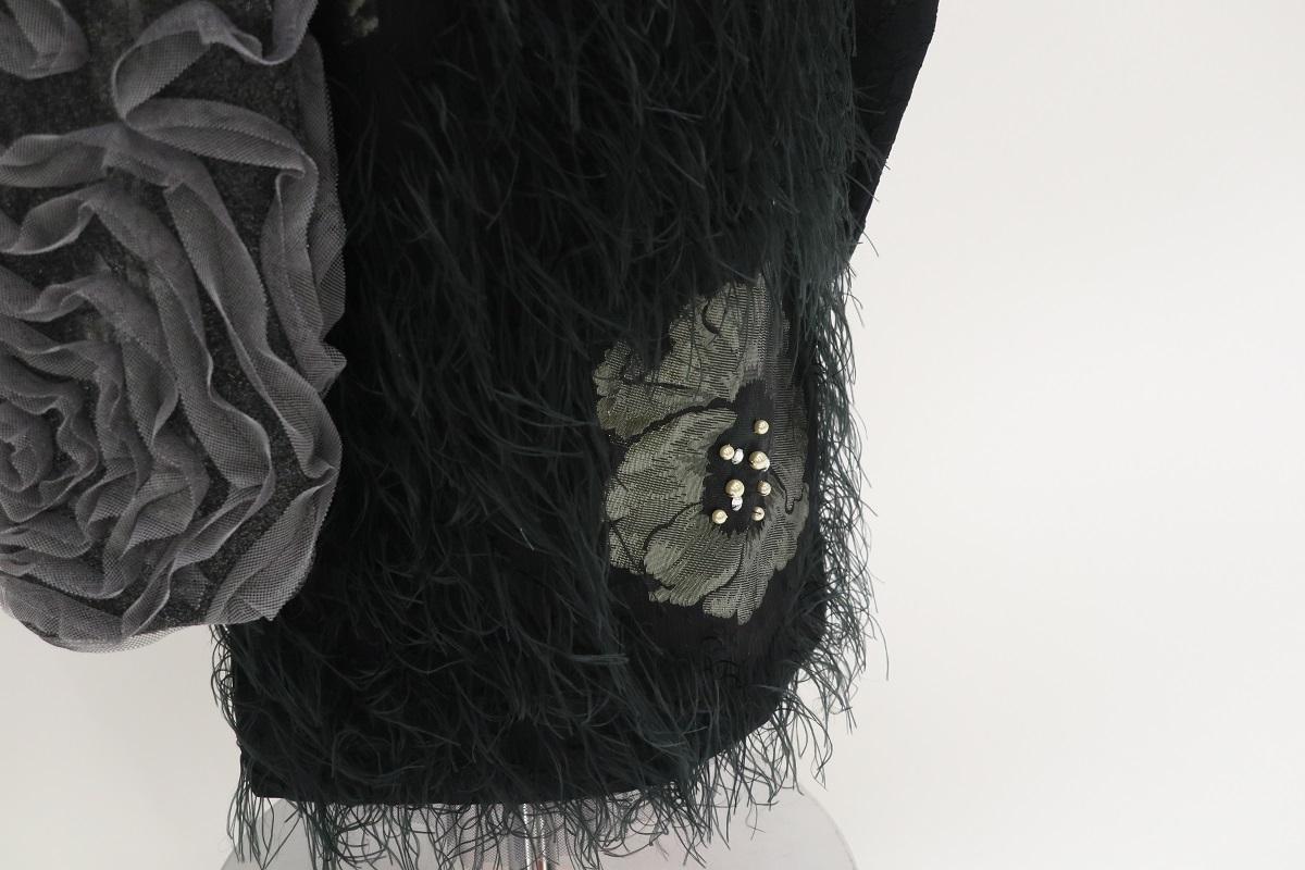 デザイン振袖 「リューサ・ローズ」DK-005B ブラック -片袖シースルータイプ- - 画像 (18)