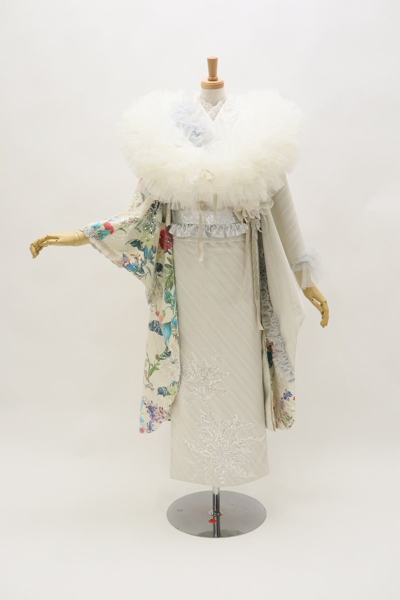 デザイン振袖 「リューサ・ローズ」DK-006B アイボリー - 画像 (5)