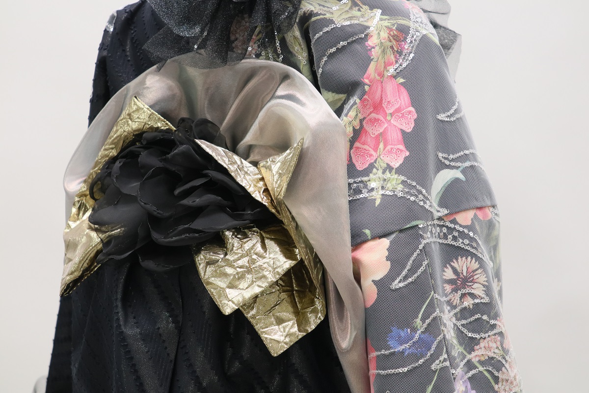 デザイン振袖 「リューサ・ローズ」DK-006C ブラック - 画像 (13)