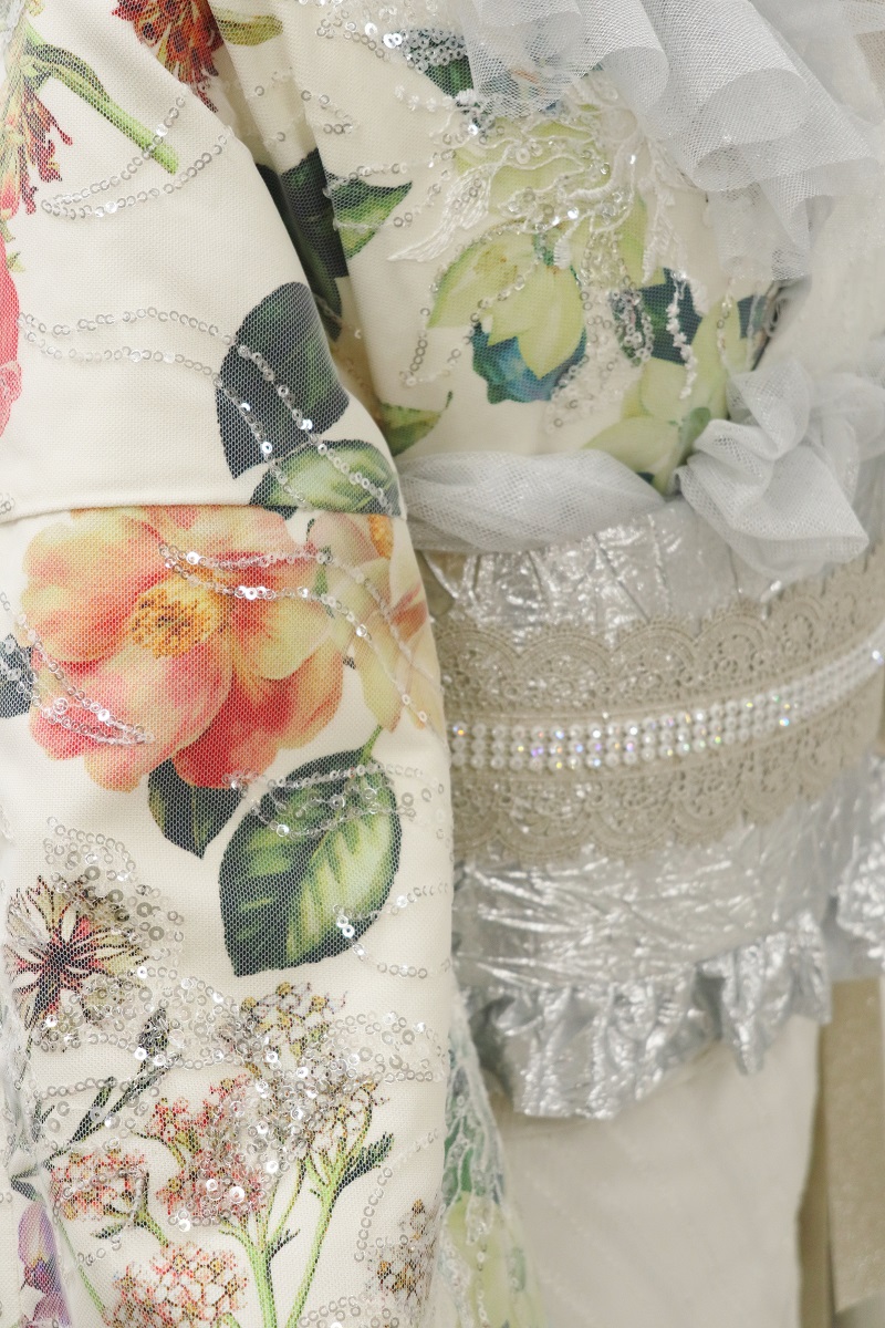 デザイン振袖 「リューサ・ローズ」DK-006B アイボリー - 画像 (11)