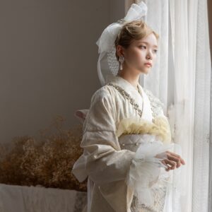 デザイン振袖　DK-003B　「リューサ・ローズ」-メタルレースタイプ-