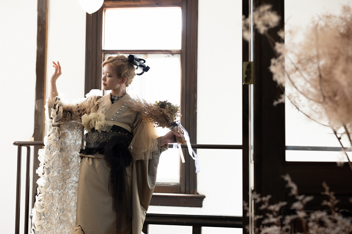 デザイン振袖 DK-001B 「リューサ・ローズ」-片袖シースルー・レースタイプ- - 画像 (24)