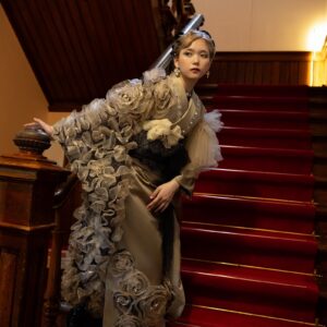 デザイン振袖　DK-001B　「リューサ・ローズ」-片袖シースルー・レースタイプ-